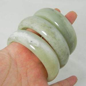 日本购和田玉手镯韩料青白玉手镯天然玉t石镯子附国检证书