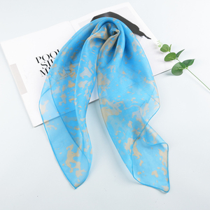 天蓝色桑蚕丝丝巾小方巾小清k新女士正方形文艺春秋新款纯真丝围