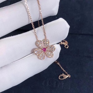 18k玫瑰金梵克雅宝格丽项链三叶草带钻粉钻女士锁骨链