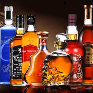 洋酒7瓶蓝伏特加 伯爵 爵士 红标 骷髅威士忌 皇室 百瑞白兰地xo