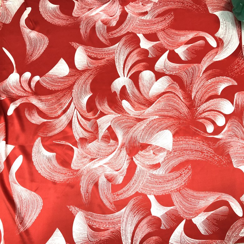 重磅真丝缎桑蚕丝苏州鸿成布料28姆米加厚大红底喷绘印花丝绸面.