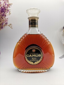 江鹭贸易淘宝80年代法国camus金花卡慕xo干邑白兰地40度1l(老酒