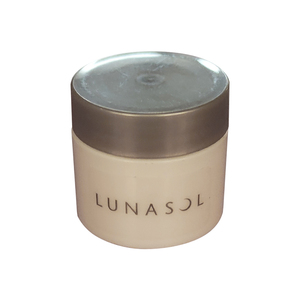 00alright666666淘宝lunasol日月晶采奶油粉霜粉底液1人付款80.