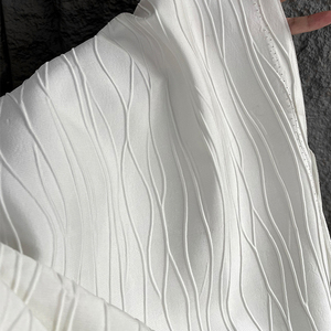 米白色不规则条纹提花立体肌理布料高档帽子连衣裙服装设计师面料