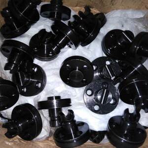 供应boppp封箱胶带分条机配件 胶带机收卷轴四个孔轴头胶带机轴头