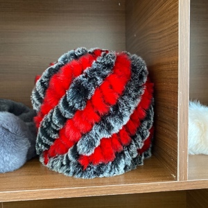 真獭兔毛皮草帽子中老年帽子整皮手工编制冬季加厚保暖妈妈帽护耳