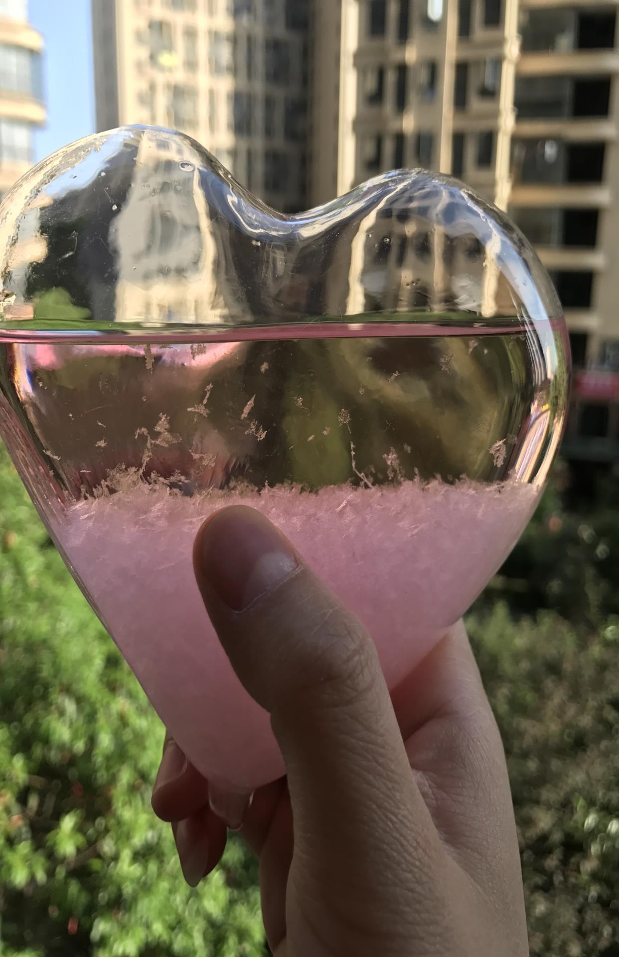 粉色爱心天气预报瓶