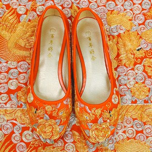 手绣金银线刺绣龙凤鞋红色婚鞋女裙褂后秀禾服绣花鞋中式新娘结婚