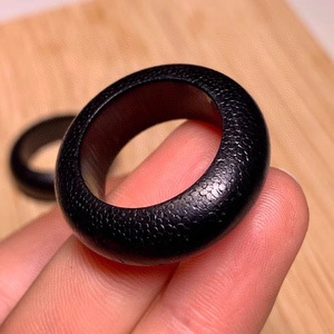 披毛犀戒指鱼子纹栗子纹清晰内径19mm牛角