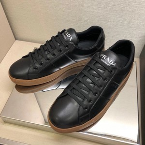 prada/普拉达 21新款男士时尚百搭休闲板鞋黑色运动平底低帮男鞋