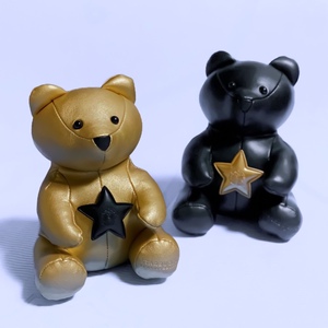 星巴克10周年限量版会员星礼包徽章黑色金色迷你小熊斜挎零钱包