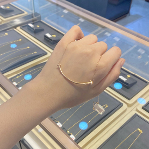 报告这里有一只桃子淘宝韩国代购tiffany蒂芙尼 笑脸项链小号18k