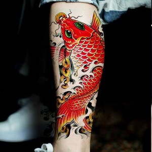 东北大山沟里的一户人家淘宝满背般若鲤鱼纹身贴防水男女持久仿真