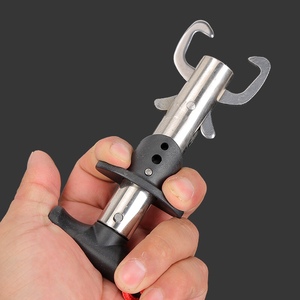 长柄枪 柄控鱼 器夹鱼器 不锈钢起鱼器 控鱼钳夹 方便快捷 耐用