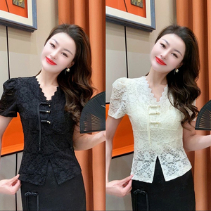 新中式镂空V领蕾丝衫女2024年夏季新款时尚修身盘扣短袖打底上衣