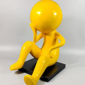 现代简约卡通小黄人抽象人物雕塑摆件样板房售楼处门店展厅装饰品