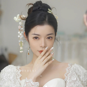 新款银杏叶铃兰新娘发簪新中式国风摄影写真造型发钗结婚礼服配饰