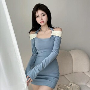 新款夏季挂脖吊带连衣裙小清新设计感小众辣妹露肩拼色包臀短裙