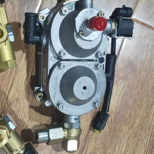 aeb原车减压阀伊兰特比亚迪原车天然气减压阀