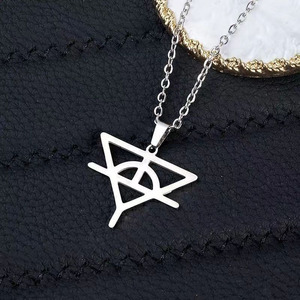 华晨宇项链hcy标志定制火星演唱会logo吊坠锁骨官方周边学生饰品