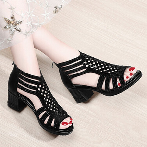 鱼嘴凉鞋女2022春季新款女鞋子春鞋百搭粗跟女士凉鞋韩版中跟罗马