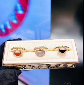 qeelin麒麟戒指yu yi如意锁婚戒18k玫瑰金红玉髓镶钻指环女士尾戒