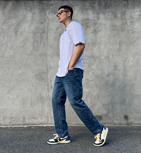 夏秋季搭配aj1倒钩的裤子宽松直筒水洗做旧ins中腰男款蓝色牛仔裤