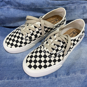 万斯女鞋棋盘格安纳海姆黑白格子两穿帆布鞋复古木纹环保板鞋学生