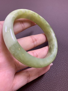 天然岫玉青提奶盖手镯小红书同款