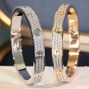 卡地亚手镯白金