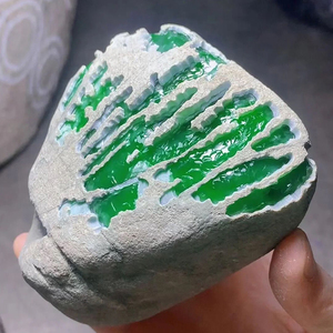 天然翡翠原石开窗半明料冰种阳绿飘花紫罗兰手镯a货吊坠毛料玉石