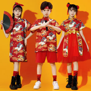 新款国潮拉拉队儿童演出服装女童潮服红色蓬蓬裙中国风童装大合唱