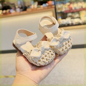 巴拉巴拉新款女宝宝凉鞋1-2-3岁小童公主夏季婴儿鞋子透气防滑软