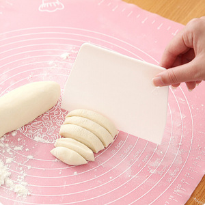 食品级硅胶切面刀蛋糕切刀烘焙刮板刮刀塑料肠粉小刮面板奶油工具