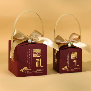 结婚喜糖盒新款2024中式手提式轻奢糖盒高级感婚礼伴手礼盒可装烟