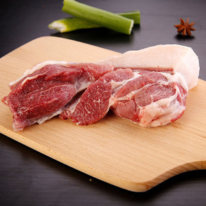 新鲜巴马香猪前腿肉后腿肉带龙骨条肉农家散养