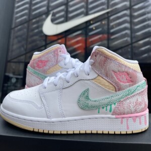 耐克女鞋air jordan aj1白粉冰淇淋中帮防滑运动篮球鞋dd1666-100