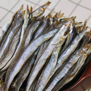 丹东黄海小银鱼干带籽带油小青鱼干油滚子特级海鲜现货海鱼干特产