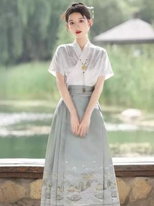 Daisy Aurora新中式国风改良汉服马面裙上衣配夏日常提花短袖衬衫