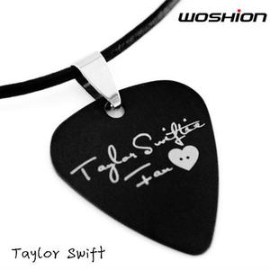 Woshion 钛钢金属吉他拨片项链Taylor Swift 签名 泰勒·斯