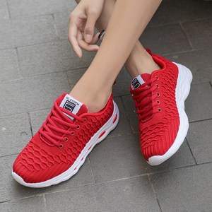 安踏空气甲夏季红色网面跑步运动鞋女鞋轻便软底曳步舞鞋子女透气