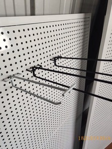 洞洞板孔板挂钩超市货架挂钩带标价签3.2间距白色黑色双线挂钩