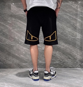 fendi/芬迪24夏季男士小怪兽眼睛短裤休闲沙滩裤运动裤松紧五分裤
