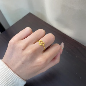 古法金色爱心印记莫比乌斯环戒指女时尚简约镂空设计心形丝带指环