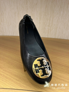 Tory Burch/汤丽柏琦 24新款金属徽标单鞋女士褶皱平底芭蕾舞鞋