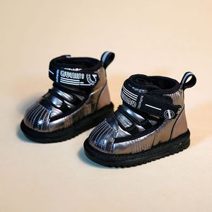 冬季宝宝棉鞋女童雪地靴防滑学步鞋软底0-1一3岁加绒保暖婴儿鞋子