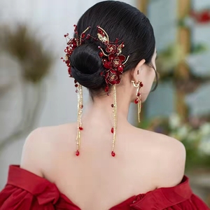 新娘礼服头饰酒红色花朵对夹耳环套装水钻流苏发夹敬酒服订婚饰品