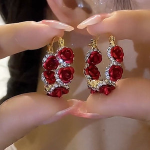 2024新款潮时尚设计红色玫瑰花气质耳环高级感唯美耳圈精致耳饰女
