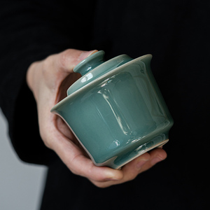 越窑青瓷复古二才盖碗陶瓷功夫茶具梅子青泡茶茶杯家用单个敬茶碗