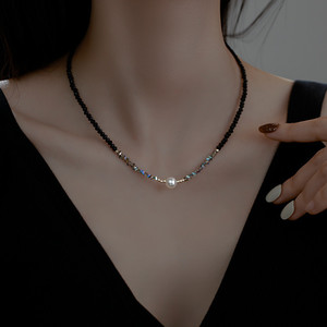 抖音同款黑尖晶石珍珠项链韩版时尚串珠锁骨链气质网红设计感颈链